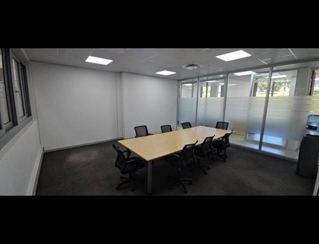 BUSINESS PROPERTY TO RENT IN CARLSWALD